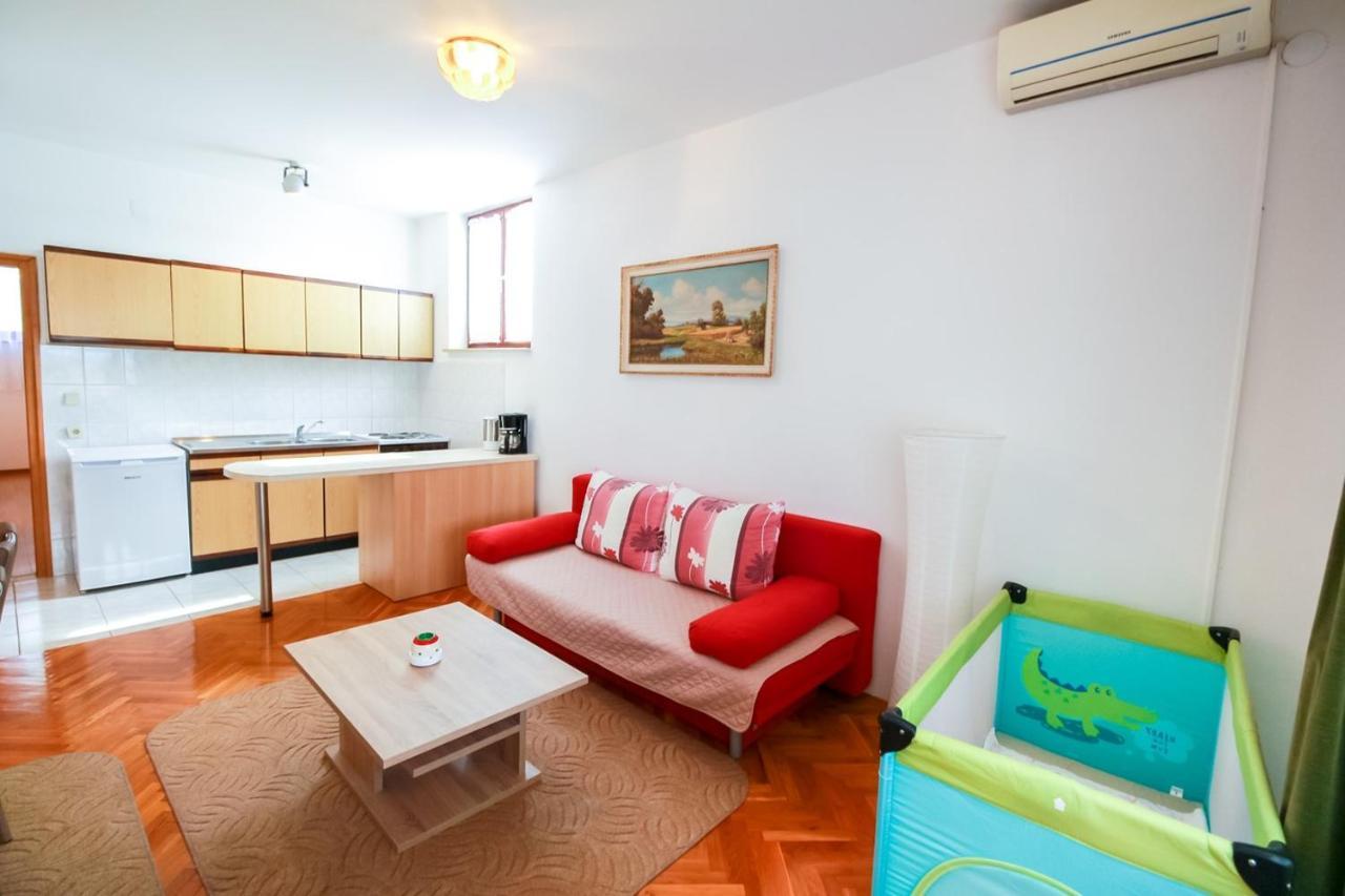 Apartments Katarina K مالينسكا المظهر الخارجي الصورة